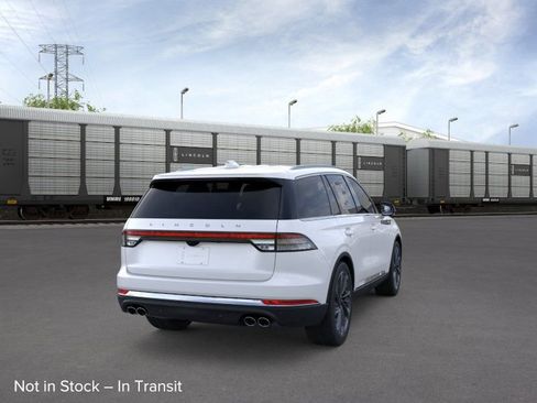 New 2026 Lincoln Aviator Reserve AWD/4WD image 8