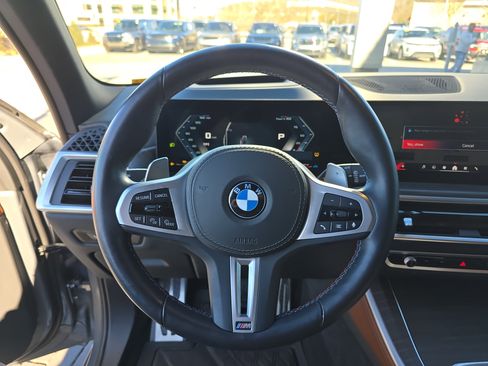 Used 2024 BMW X5 M60i w/ Executive Package image 32