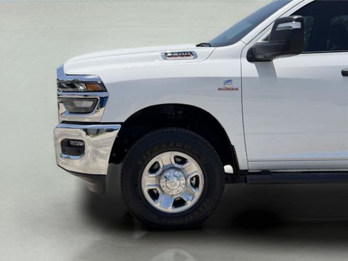 Used 2025 RAM 2500 Tradesman AWD/4WD image 9