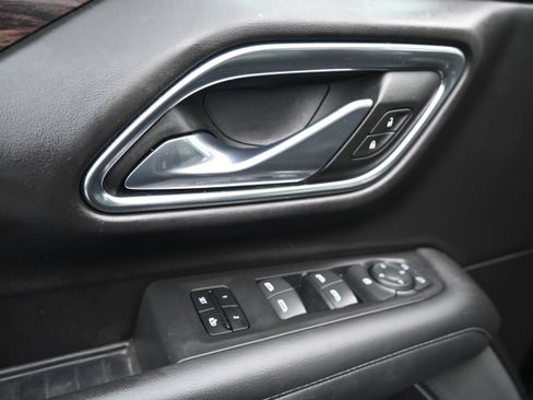 Used 2021 Chevrolet Tahoe LT image 17