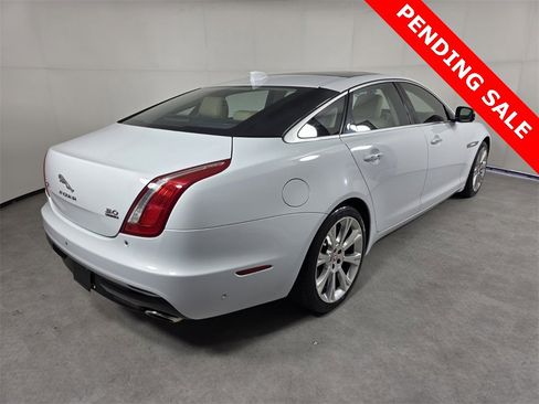 Used 2017 Jaguar XJ L Portfolio image 4