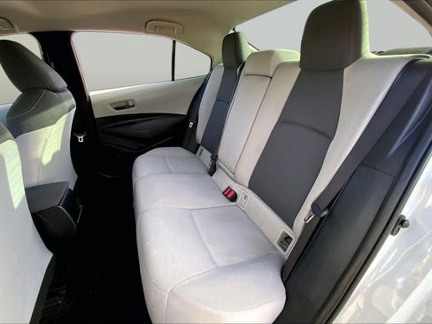 Used 2022 Toyota Corolla LE FWD image 20
