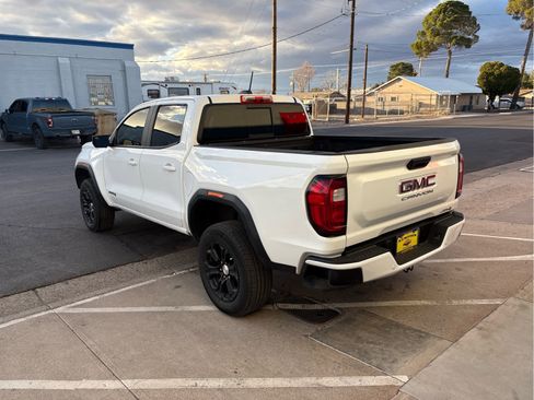 Used 2023 GMC Canyon AT4 w/ AT4 Premium Package image 8