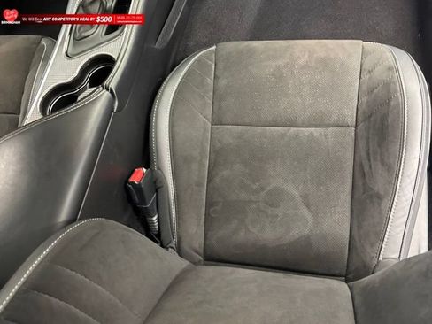 Used 2022 Dodge Challenger SRT Hellcat RWD image 15