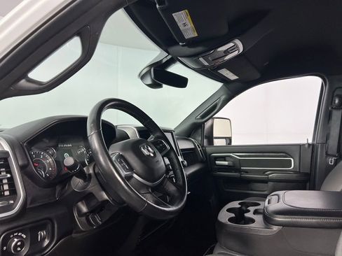 Used 2024 RAM 2500 Big Horn image 23