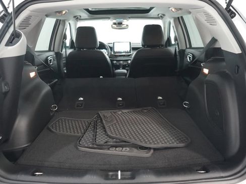 Used 2022 Jeep Compass Trailhawk w/ Trailhawk Elite Group AWD/4WD image 46