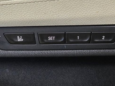 Used 2020 BMW 745e xDrive AWD/4WD image 22