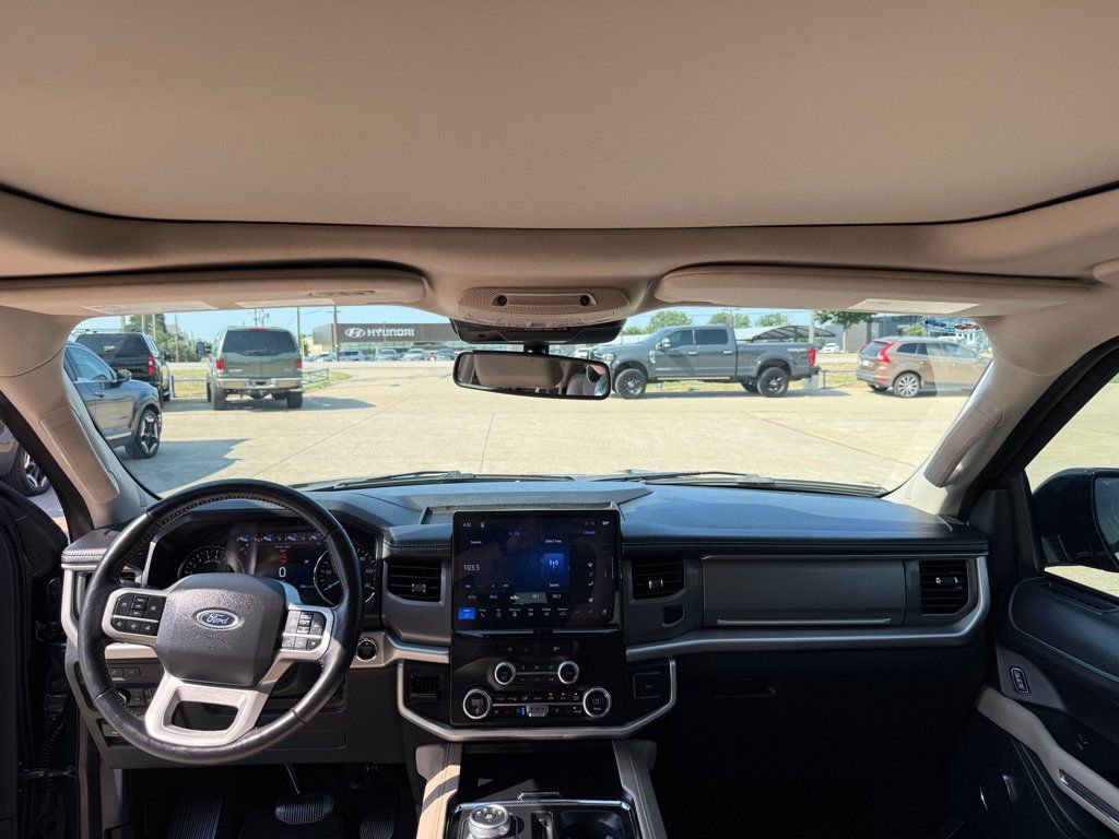 Used 2024 Ford Expedition Max XLT RWD image 25