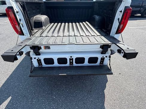 Used 2019 GMC Sierra 1500 SLT w/ SLT Premium Package AWD/4WD image 7
