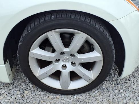 Used 2004 Nissan 350Z Touring RWD image 14