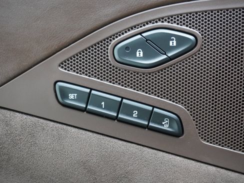 Used 2014 Chevrolet Corvette Stingray Coupe w/ 3LT Preferred Equipment Group image 15