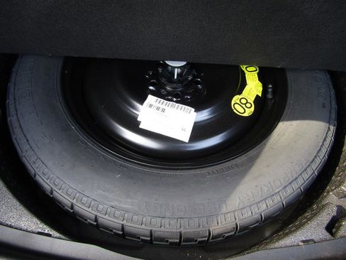 Used 2020 Jaguar E-PACE image 43