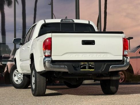 Used 2018 Toyota Tacoma SR5 image 9