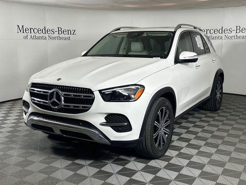 Certified 2024 Mercedes-Benz GLE 450 4MATIC image 3