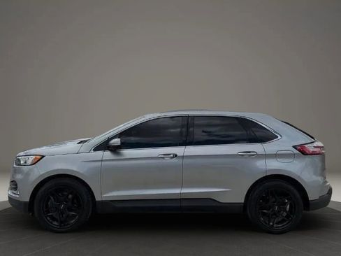 Used 2020 Ford Edge SEL w/ Convenience Package AWD/4WD image 4