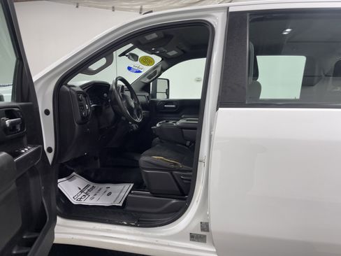 Used 2020 Chevrolet Silverado 2500 W/T w/ WT Fleet Convenience Package image 9