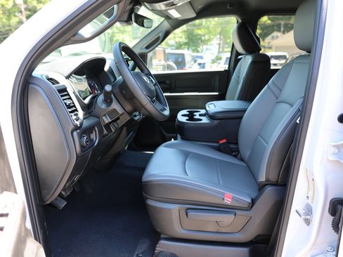 New 2026 RAM 3500 Tradesman AWD/4WD image 18