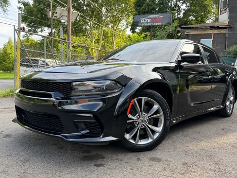 Used 2020 Dodge Charger SXT AWD/4WD image 5