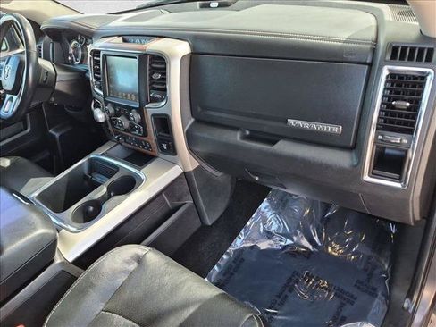 Used 2016 RAM 1500 Laramie w/ Convenience Group AWD/4WD image 28