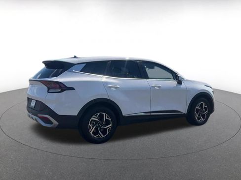 Used 2025 Kia Sportage LX FWD image 15