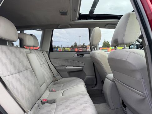 Used 2010 Subaru Forester 2.5X Premium image 19