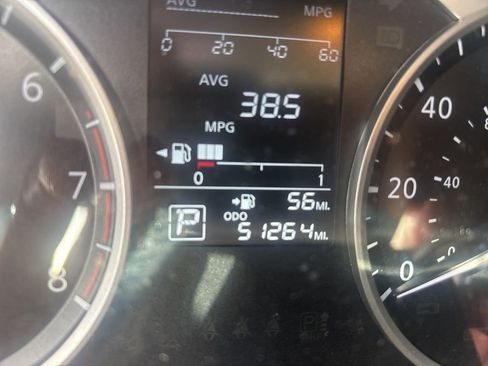 Used 2024 Nissan Versa S w/ Trunk Package FWD image 5