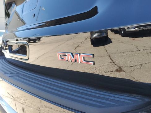 New 2026 GMC Yukon Denali RWD image 7
