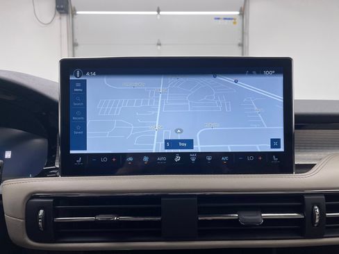 Used 2025 Lincoln Corsair FWD image 24
