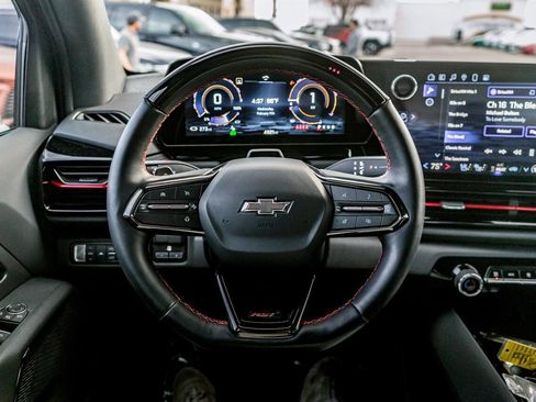 Used 2024 Chevrolet Silverado EV RST image 19