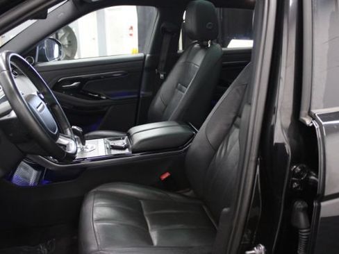 Used 2020 Land Rover Range Rover Evoque SE AWD/4WD image 10