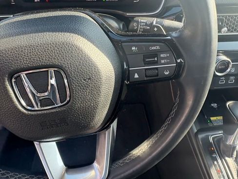 Used 2022 Honda Civic Touring image 17