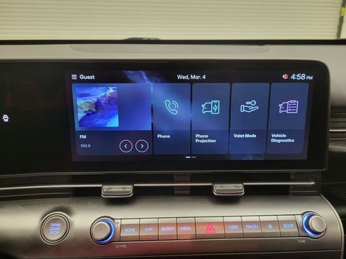 Used 2025 Hyundai Kona SEL image 9