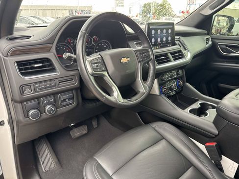 Used 2021 Chevrolet Tahoe LT w/ LT Signature Package RWD image 18