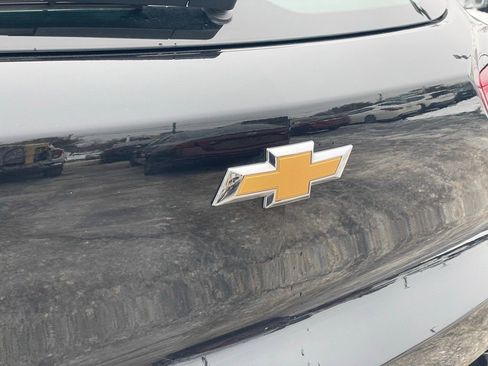 Used 2023 Chevrolet TrailBlazer LS FWD image 25
