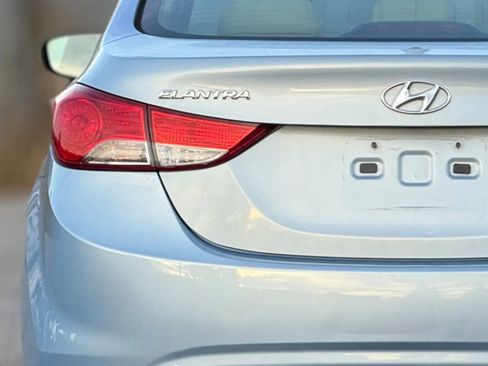 Used 2011 Hyundai Elantra GLS w/ Preferred Equipment Pkg 3 image 13