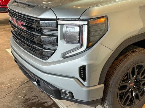 New 2026 GMC Sierra 1500 Elevation image 46