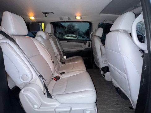 Used 2023 Honda Odyssey EX-L image 16