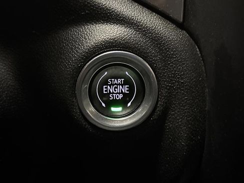 Used 2022 Chevrolet Silverado 2500 LTZ w/ LTZ Plus Package image 22