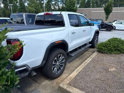 Used 2026 GMC Canyon Denali AWD/4WD image 3