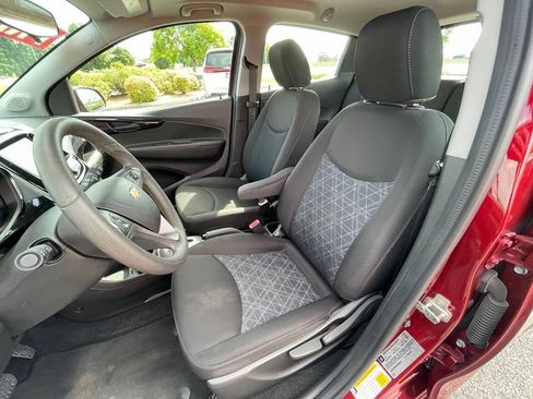 Used 2022 Chevrolet Spark LT FWD image 21