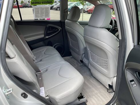 Used 2010 Toyota RAV4 Limited AWD/4WD image 33