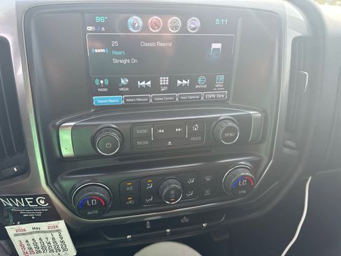 Used 2018 Chevrolet Silverado 1500 LT w/ All Star Edition AWD/4WD image 17