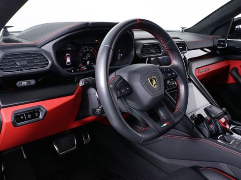 Used 2024 Lamborghini Urus S image 5