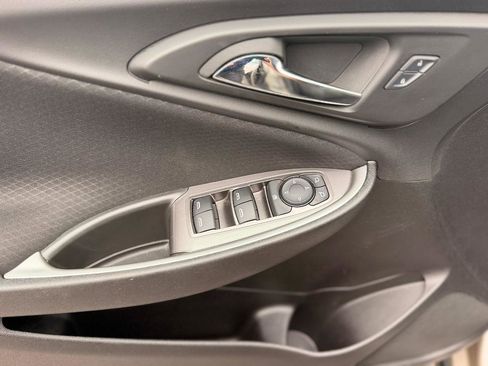 Used 2025 Chevrolet Malibu LT FWD image 24