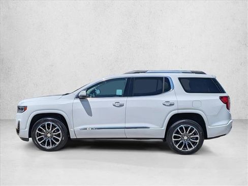 Used 2020 GMC Acadia Denali w/ Technology Package FWD image 9