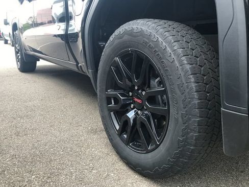 Certified 2024 GMC Sierra 1500 Elevation AWD/4WD image 8