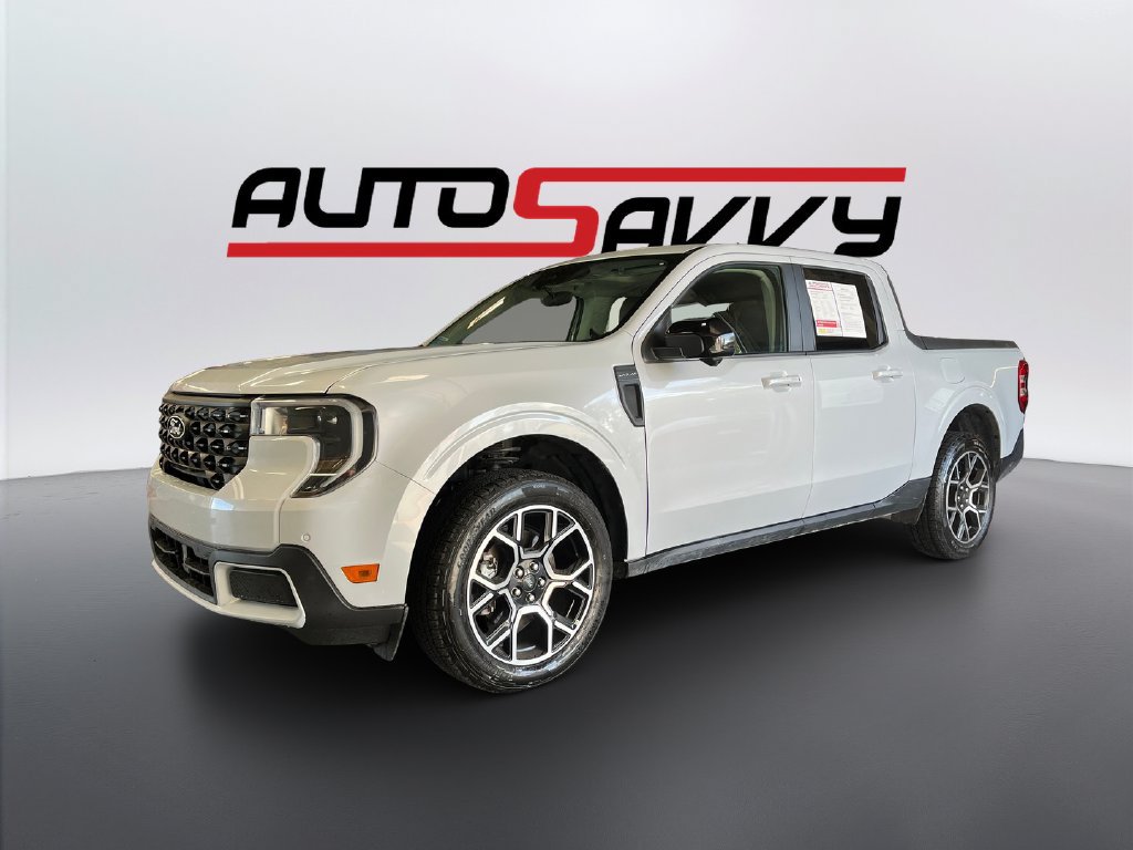 Used 2025 Ford Maverick Lariat w/ 4K Tow Package AWD/4WD image 1