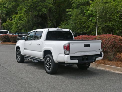 Certified 2023 Toyota Tacoma TRD Sport w/ Technology Package AWD/4WD image 3