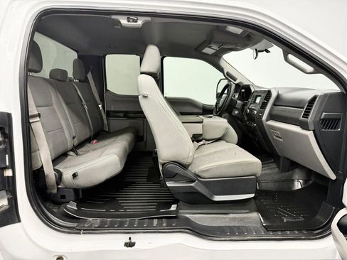 Used 2019 Ford F250 XL w/ XL Value Package AWD/4WD image 11