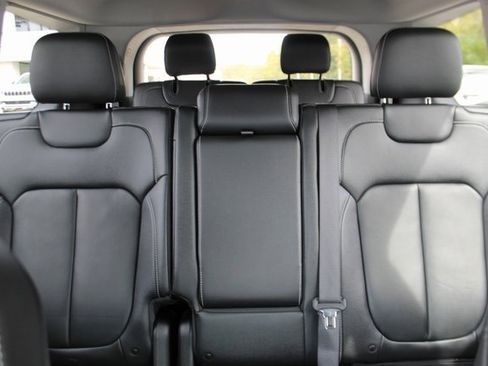 Used 2022 Jeep Grand Cherokee L Limited image 30